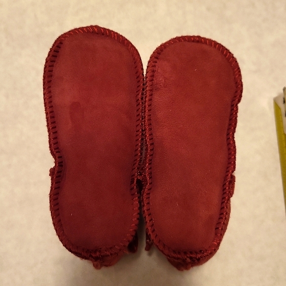 Maroon colored suede UGG infant boots - Picture 5 of 5
